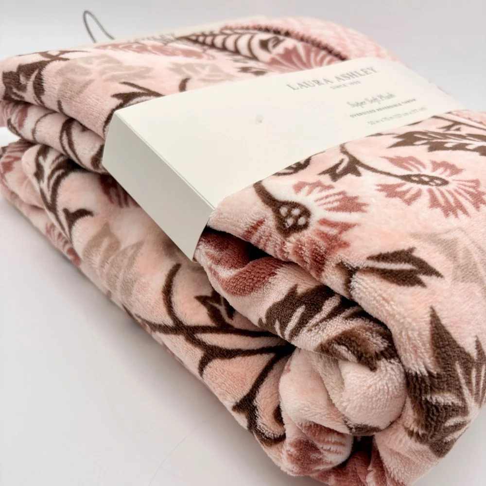 Laura‎ Ashley Oversized Reversible Throw Blanket Pink Floral Halloween Spiders